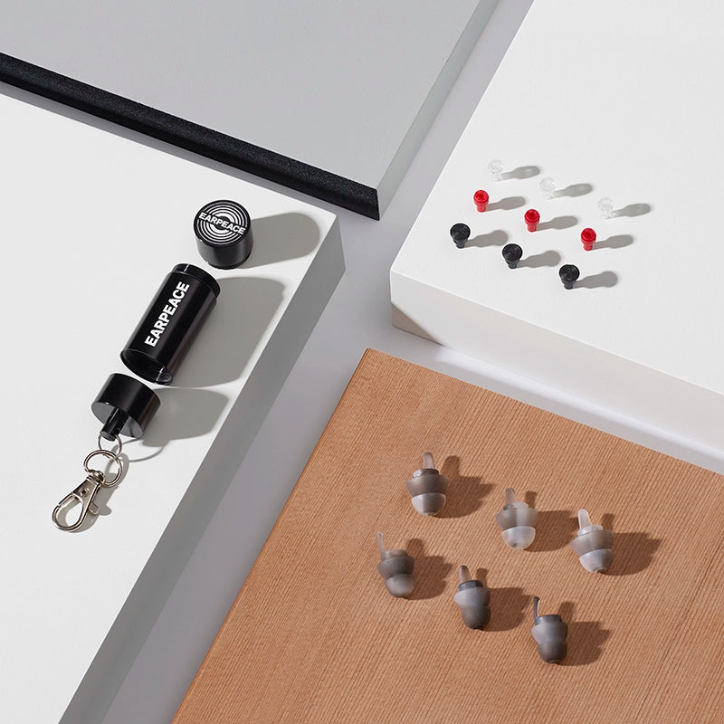 Moto earplugs, filters and carrying case full layout