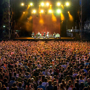 music-big-crowd-facing-stage